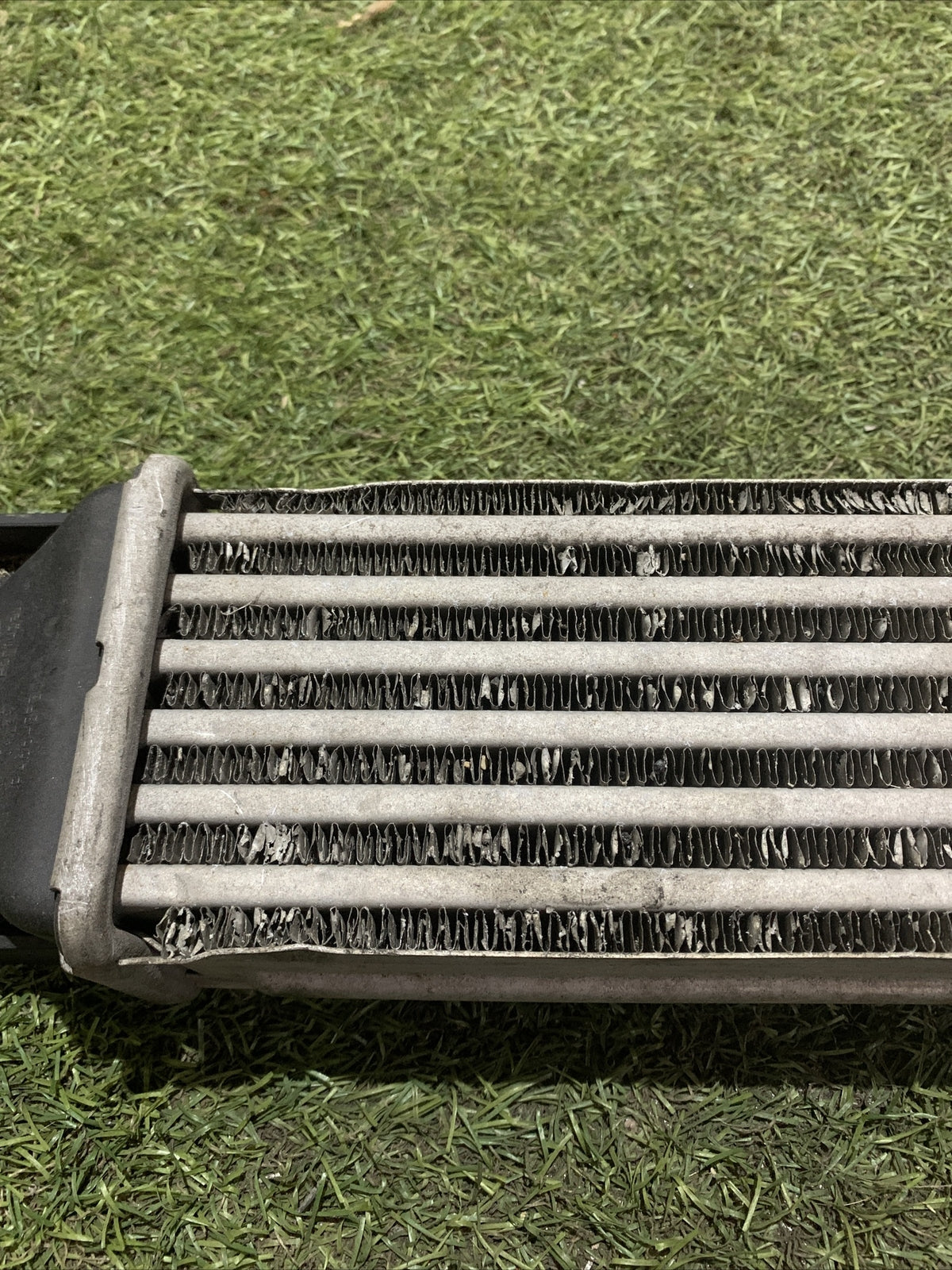 RADIATORE INTERCOOLER FIAT GRANDE PUNTO 1.3 MJT D (2005   2011) 866452000 (2)