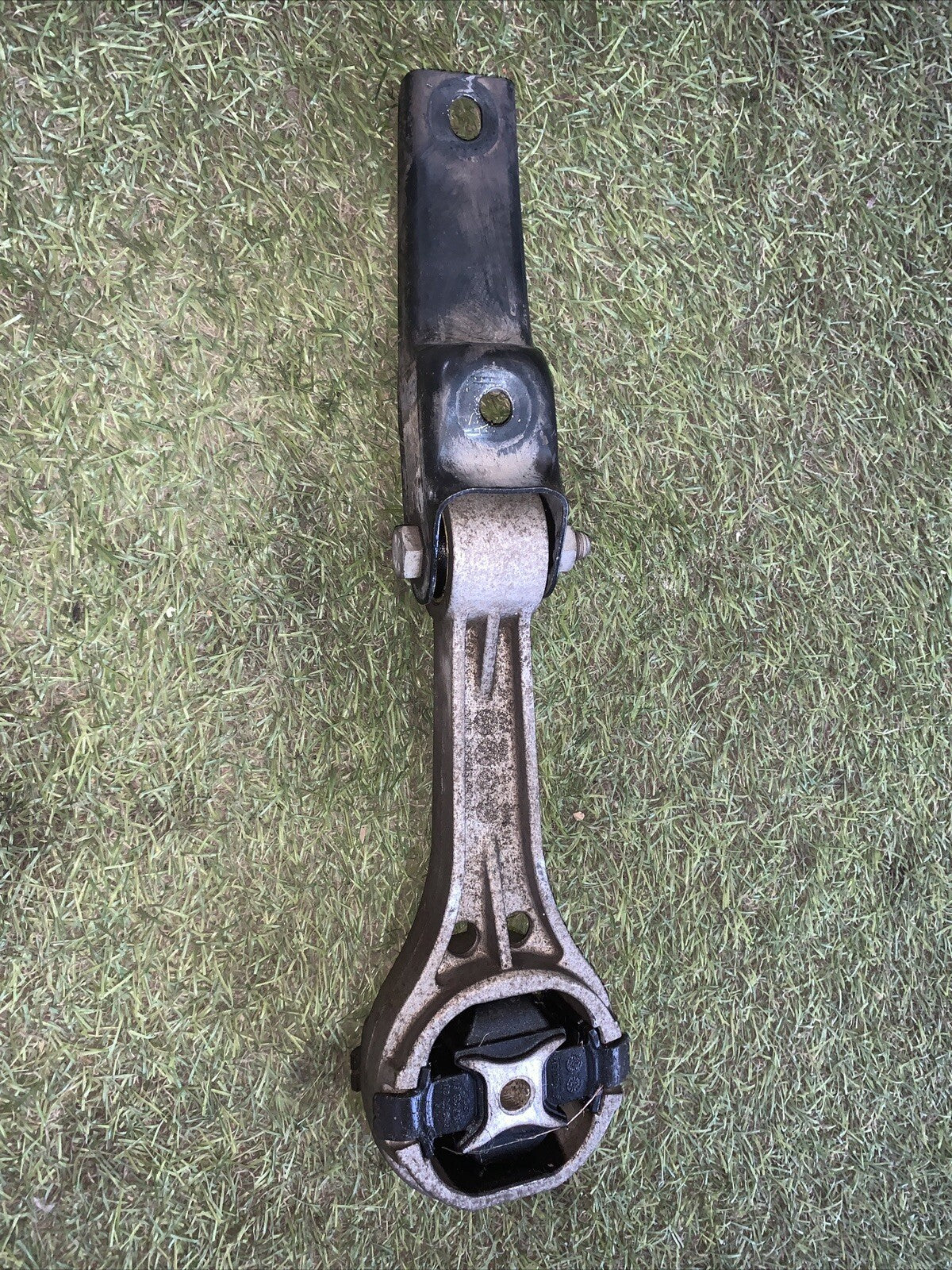 1S0199851 SUPPORTO MOTORE Volkswagen Up (2)