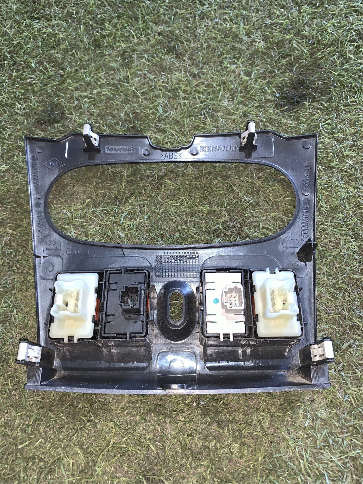 PULSANTIERA CENTRALE CRUSCOTTO DACIA SANDERO 2013 275009384R