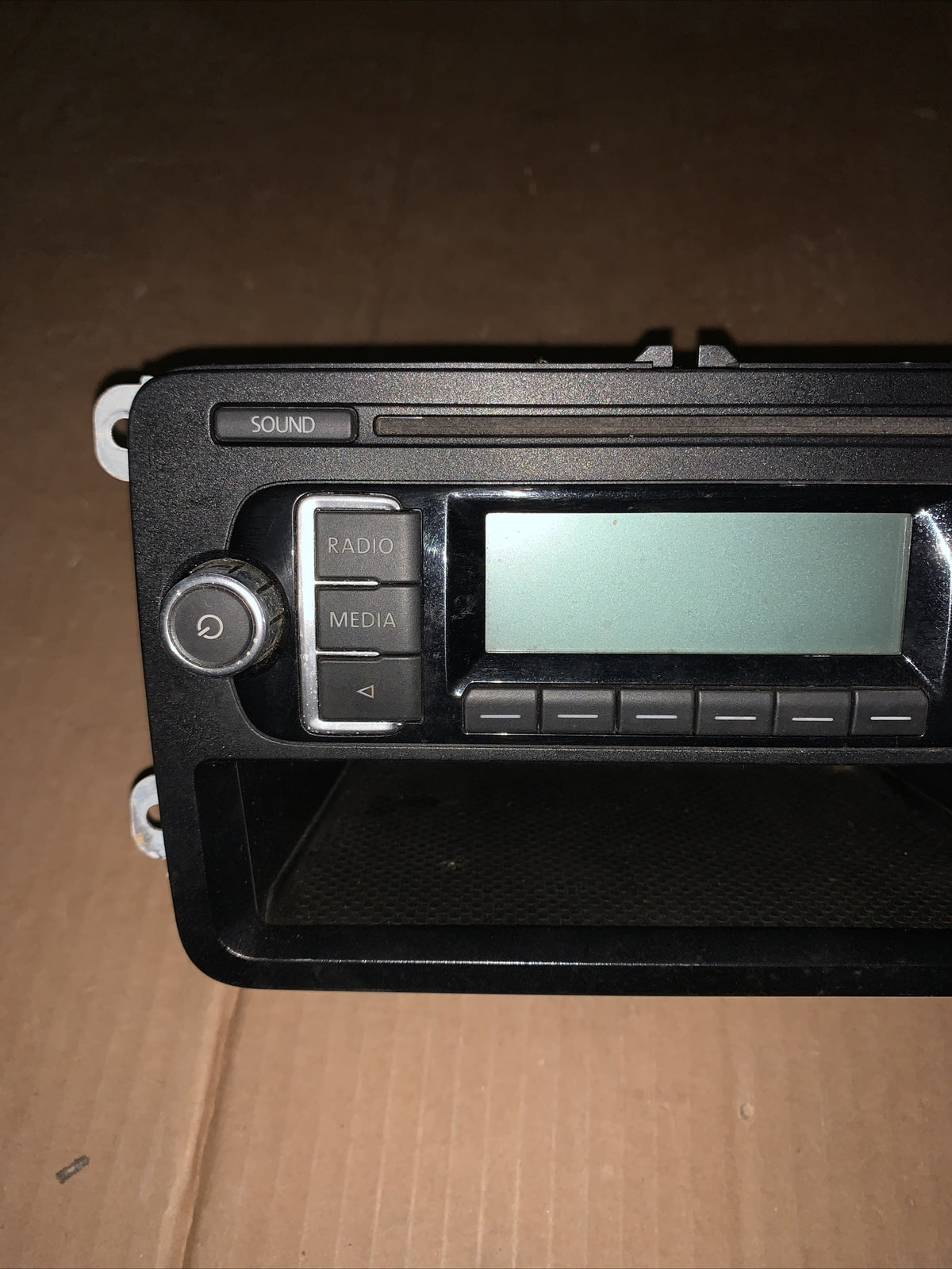 1K0035156B  STEREO RADIO AUTORADIO VOLKSWAGEN Golf 6
