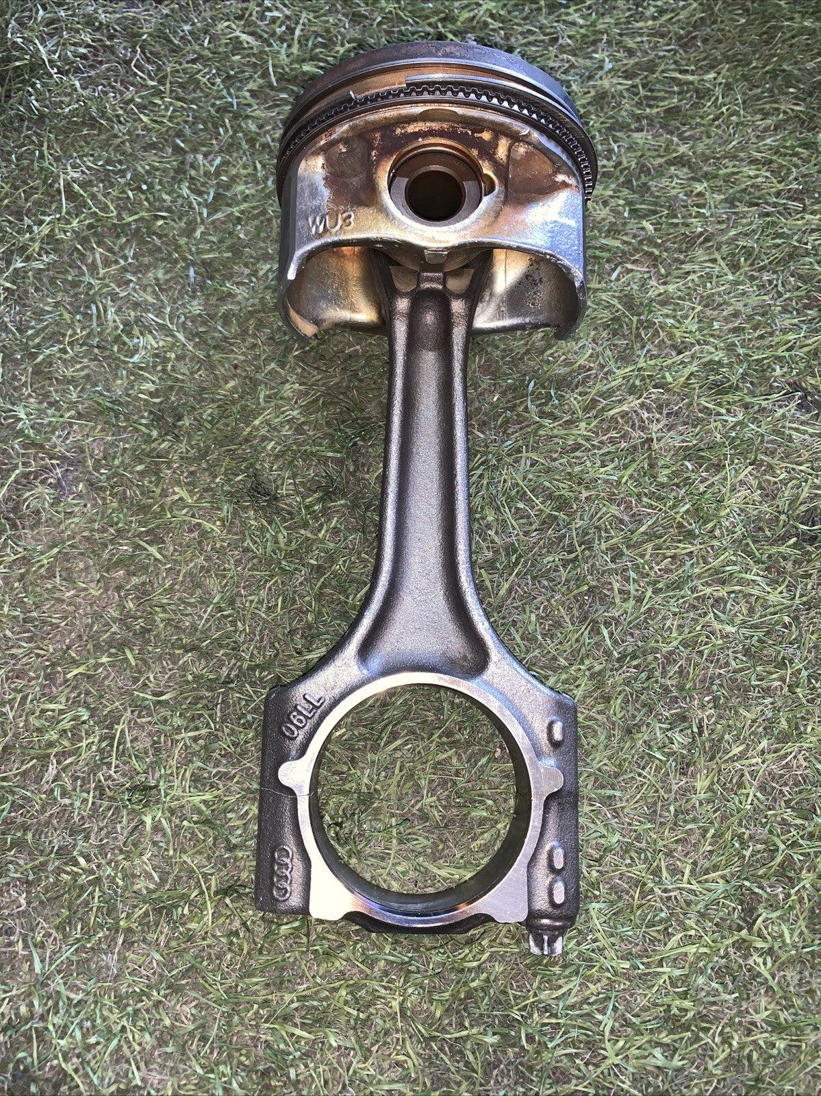 Pistone Motore Con Biella Volkswagen Golf 7 2.0 GTI 245CV 06KBF (1)