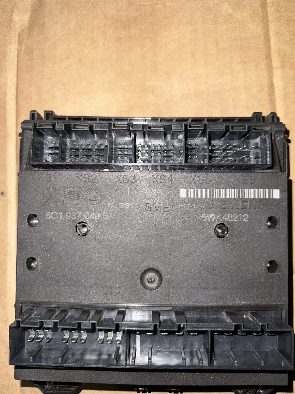 6Q1937049B CENTRALINA PORTA FUSIBILI VOLKSWAGEN Polo 4° Serie 1400 Diesel 524865