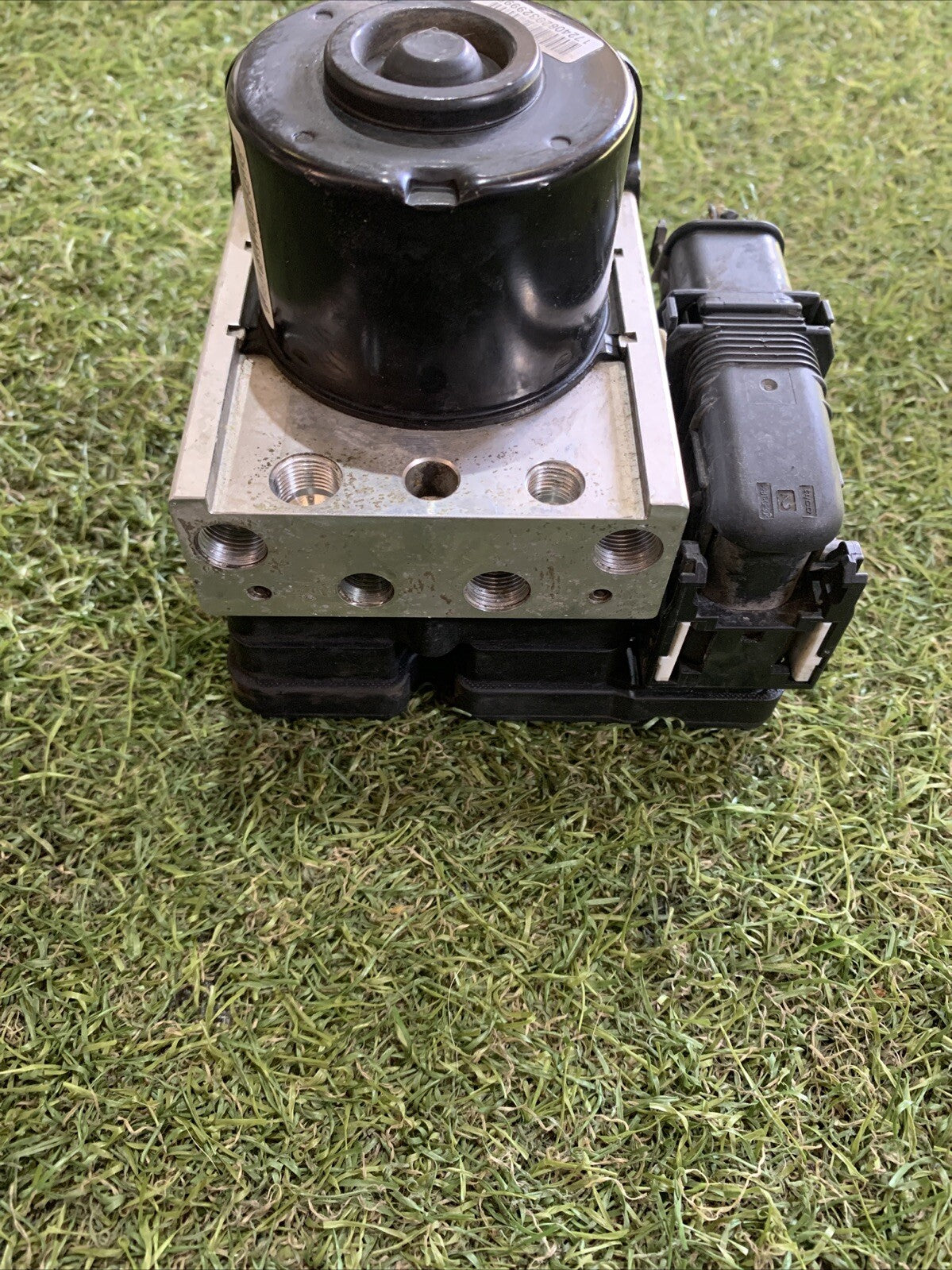 8V512M110AD AGGREGATO POMPA ABS FORD FIESTA (6° SERIE) 1.4 DIESEL