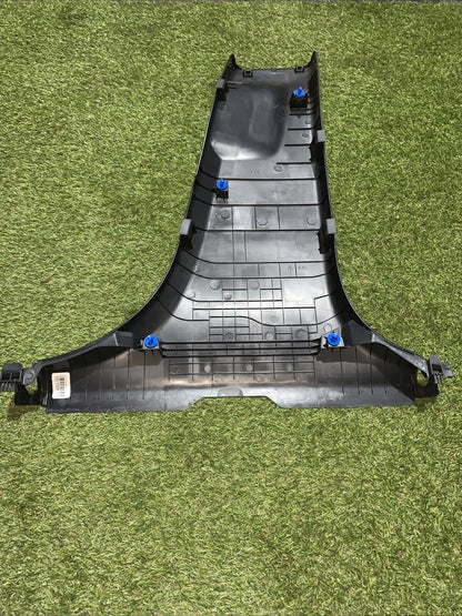 Rivestimento Colonna Inferiore Sinistra Kia Sportage 2023 85836-R2000