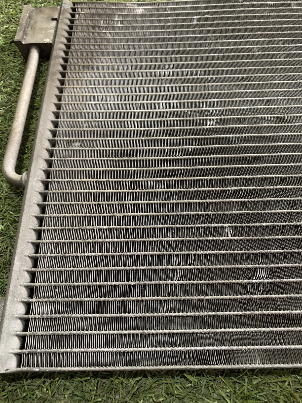 CONDENSATORE ARIA CONDIZIONATA FIAT GRANDE PUNTO 55700406 1.2 BENZINA