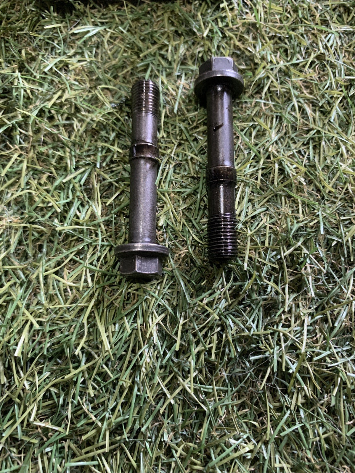 PISTONE MOTORE CON BIELLA FIAT BRAVO 2008 1.6 DIESEL 55202821 (2)