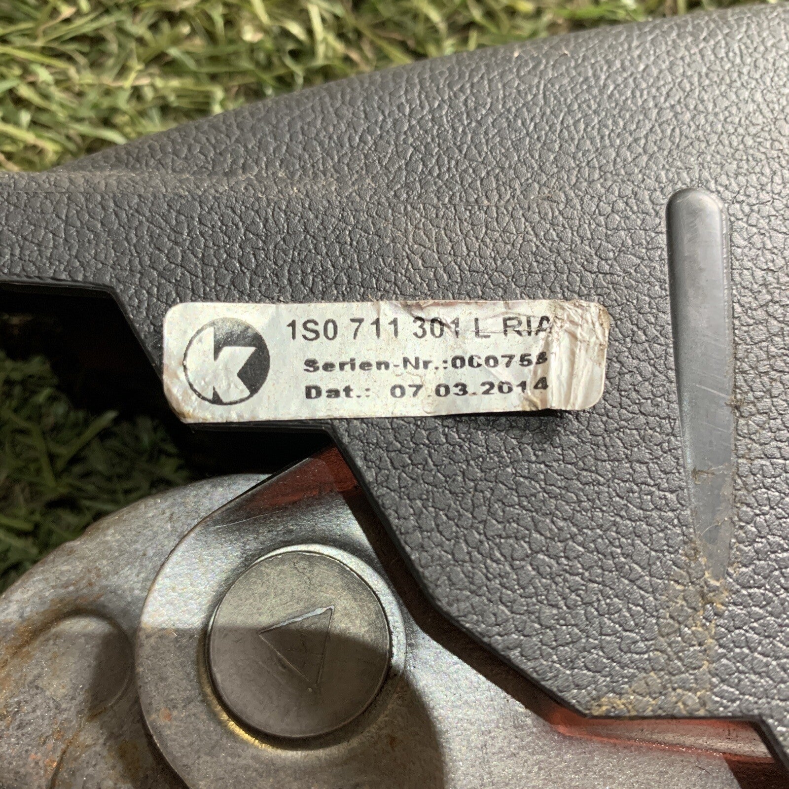 Leva Freno a Mano VOLKSWAGEN Up 1 Serie 1S0711301L