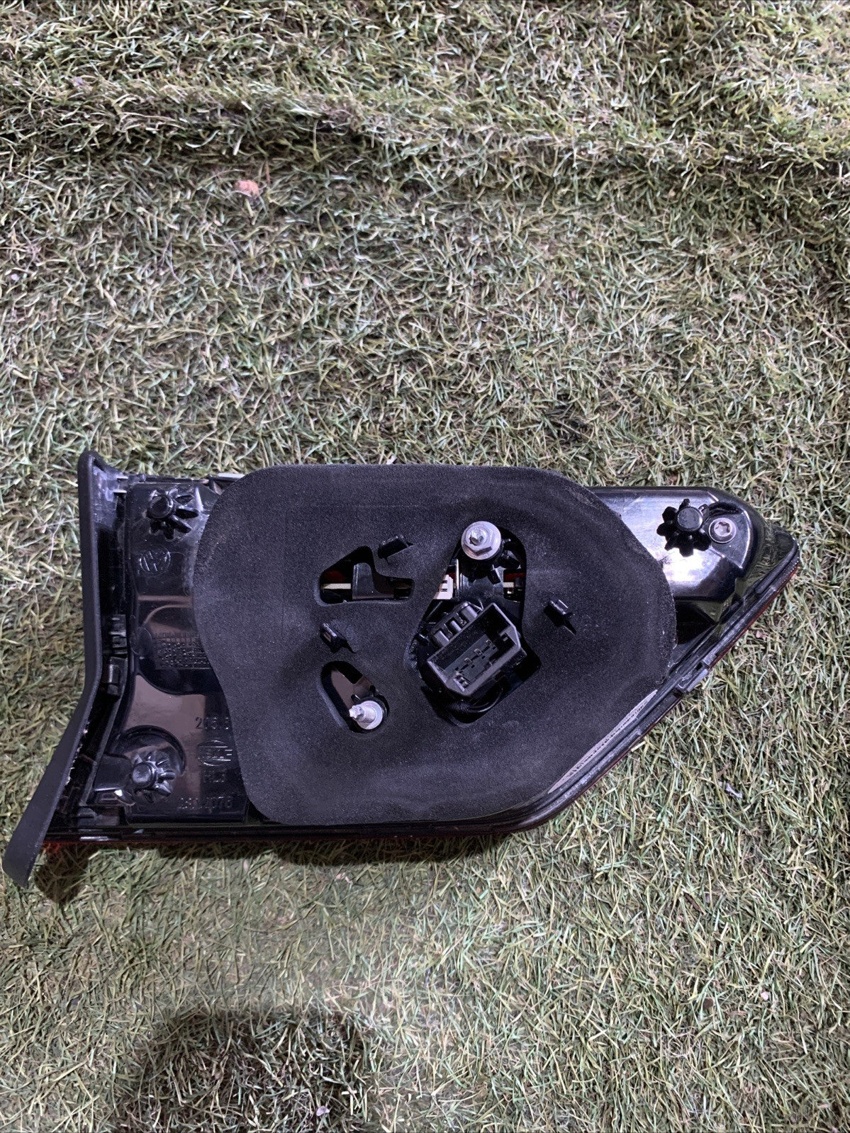STOP FANALE INTERNO POSTERIORE DESTRO VOLKSWAGEN TIGUAN 2020 5NA945094F
