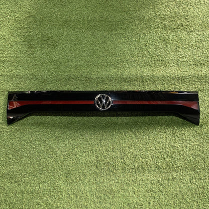 FANALE STOP CENTRALE PORTELLONE POSTERIORE  VOLKSWAGEN T-CROSS 2022 2GM827577J