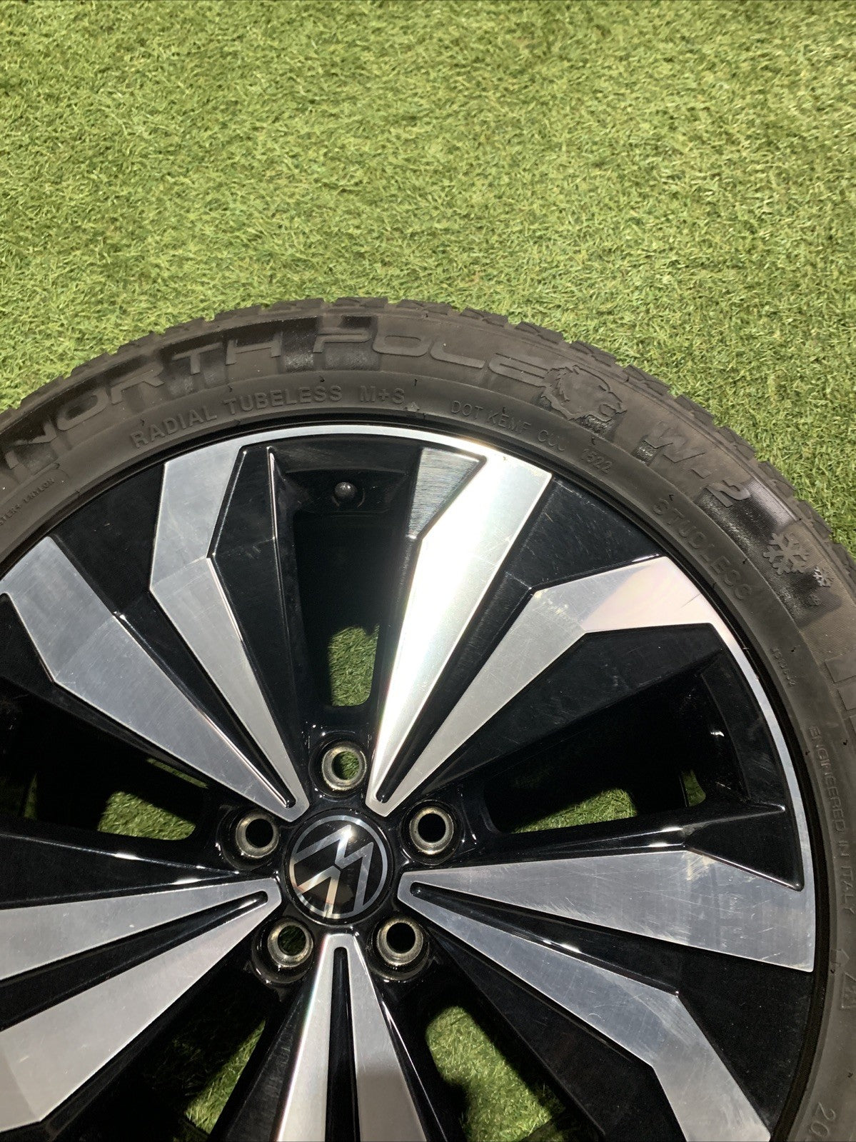 Cerchi In Lega Da 16 Con Gomme Volkswagen T-Cross 2023 R Line 2GM601025M