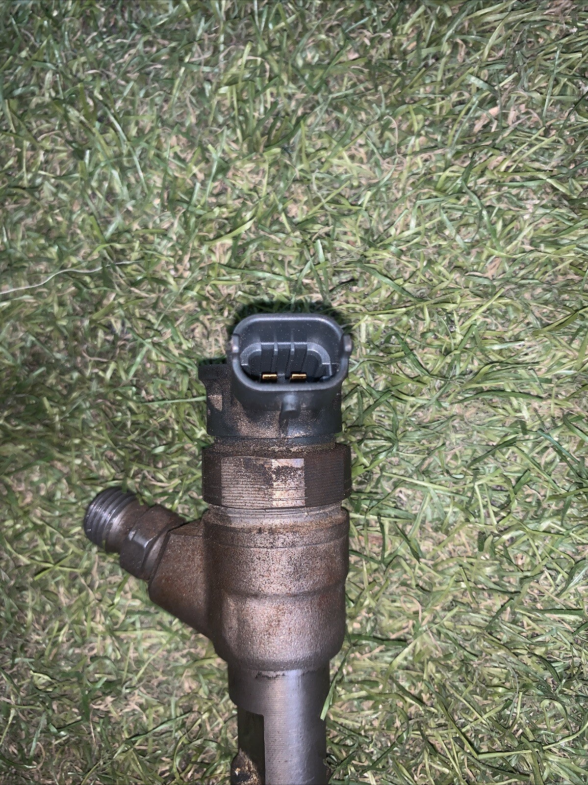 Iniettore Dacia Sandero 2015 1.5 Diesel 0445110485 (2)