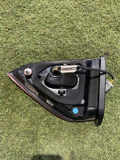 20680104 FANALE STOP INTERNO LED POSTERIORE SINISTRO MASERATI LEVANTE