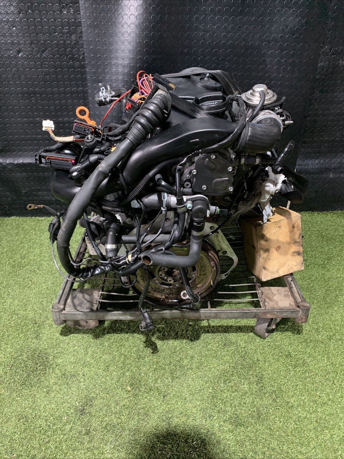 Motore Completo Audi A4 2002 1.9 Diesel AWX