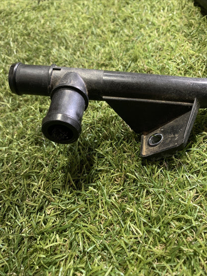 05C121070A MANICOTTO TUBO ACQUA LIQUIDO RAFFREDDAMENTO VOLKSWAGEN GOLF 8 1.0 B