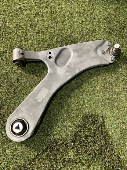 Braccio Oscillante Anteriore Destro Peugeot 2008 2020 9831682780