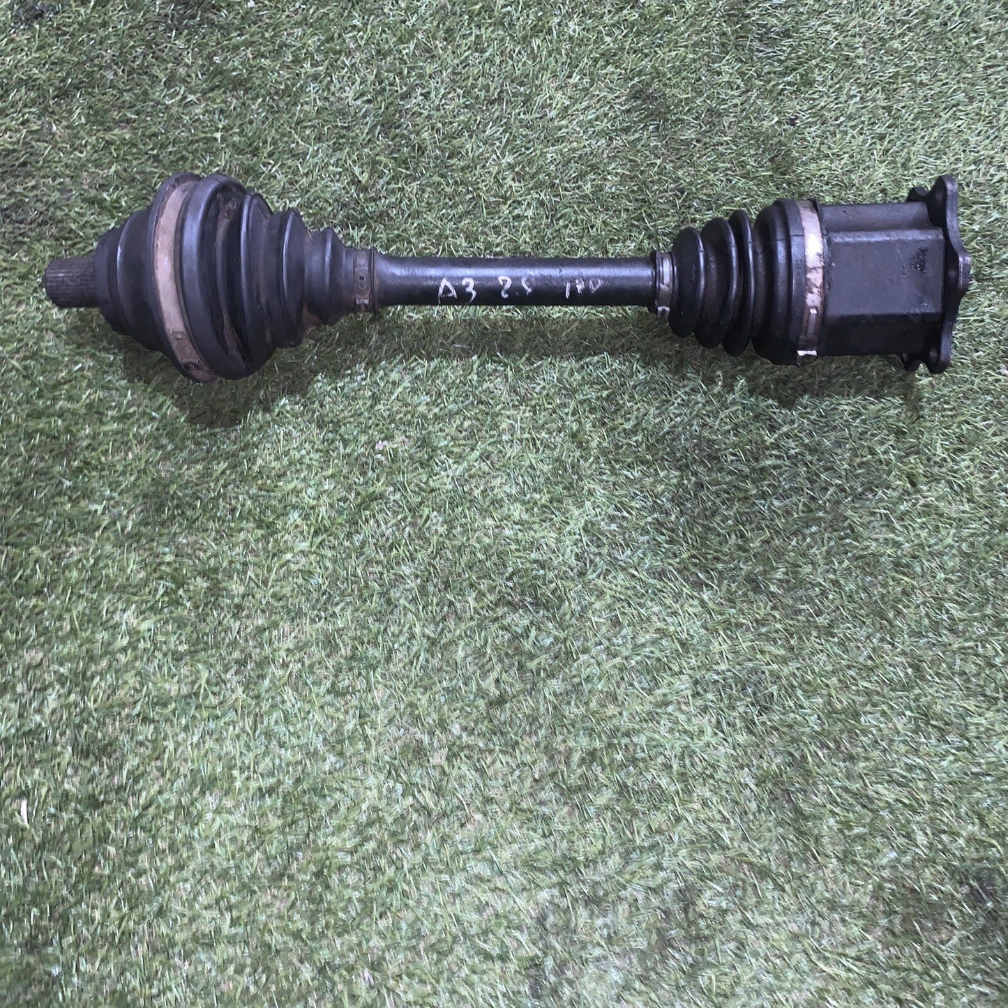 Semiasse Anteriore Sinistro Per Audi A3 8p Q3 TT Vw Touran Golf V 5 2.0 Tdi 140