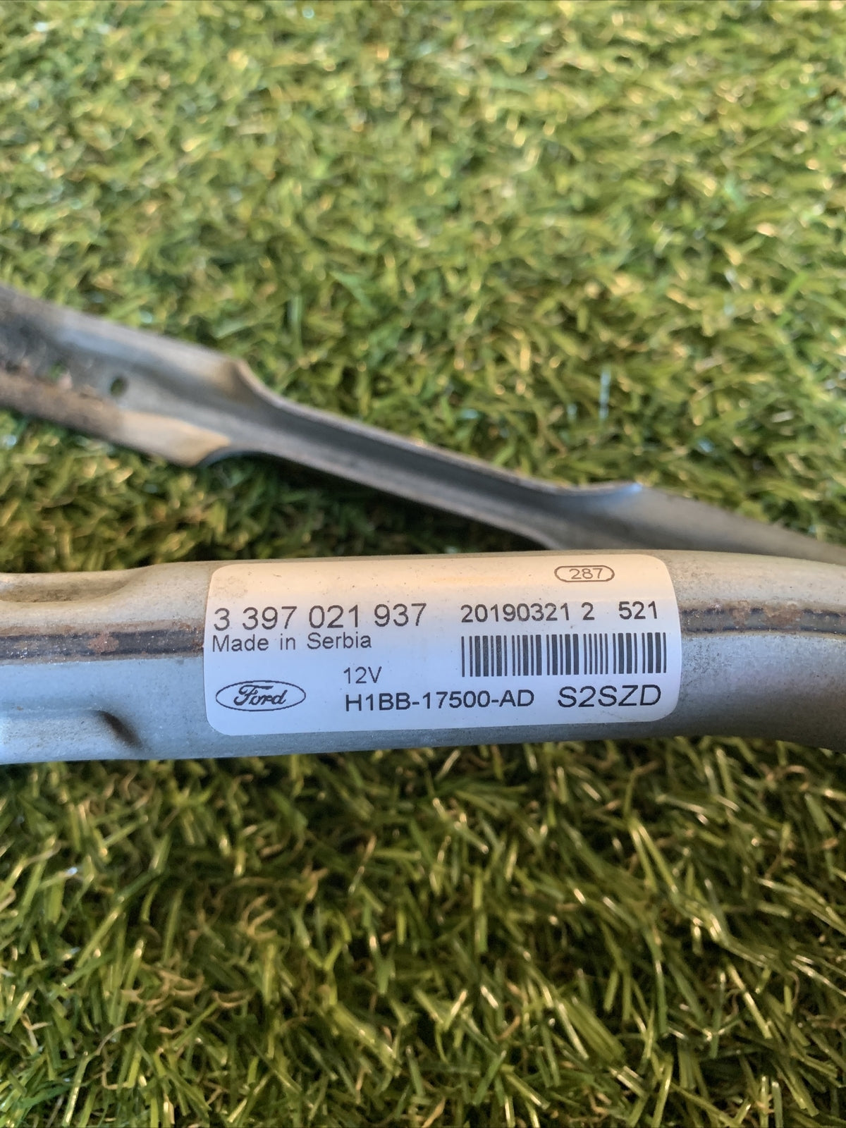 H1BB-17500-AD MOTORINO TERGICRISTALLO ANTERIORE FORD Fiesta 7° Serie 1000 B