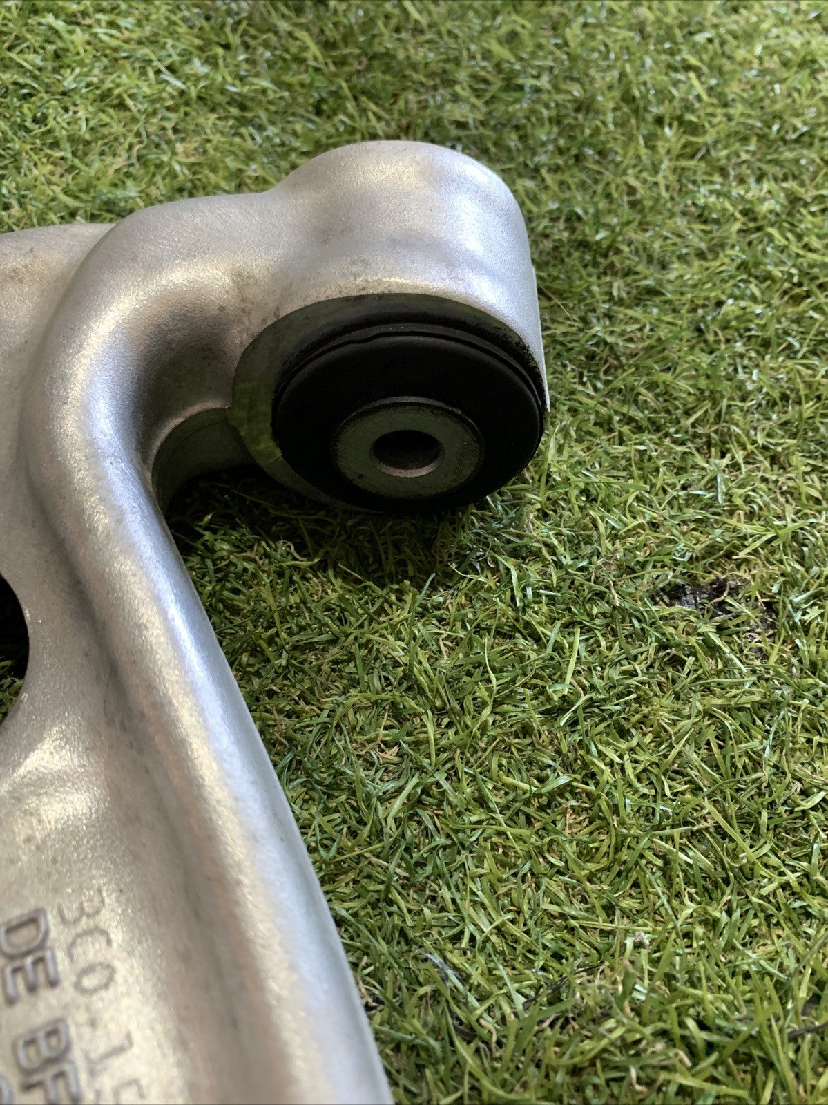 Braccio Oscillante Anteriore Sinistro Audi Q3 8UB 2011–2020 3C0153D