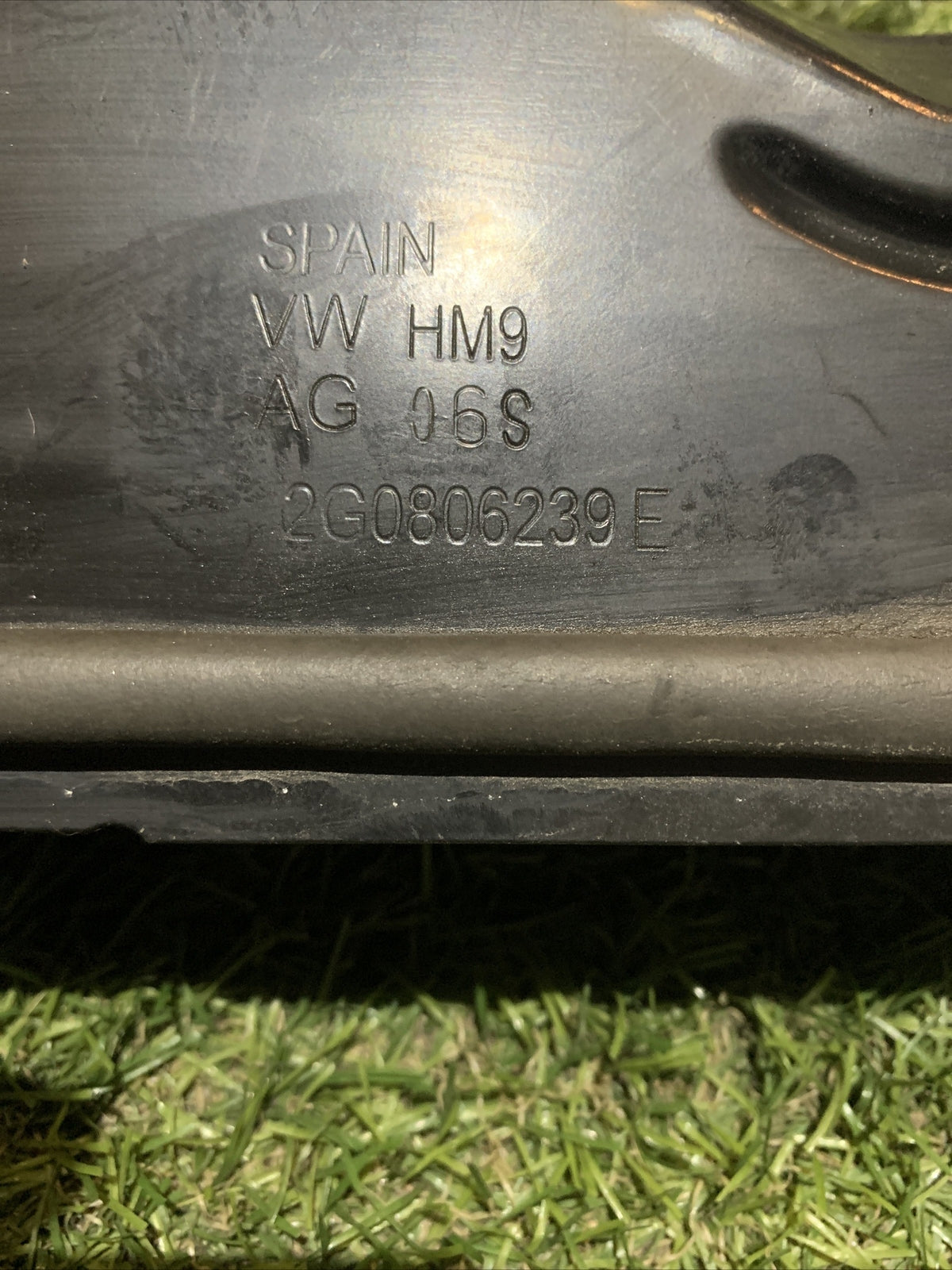 Griglia Sotto parabrezza gocciolatoio 2G0806239E Volkswagen T Cross