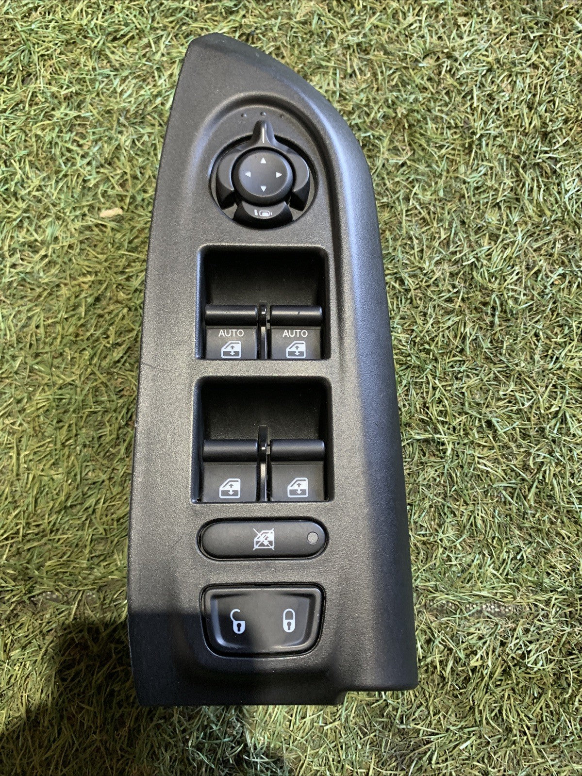 PULSANTIERA ANTERIORE SINISTRA PER FIAT 500 X Serie 07356904330 2022