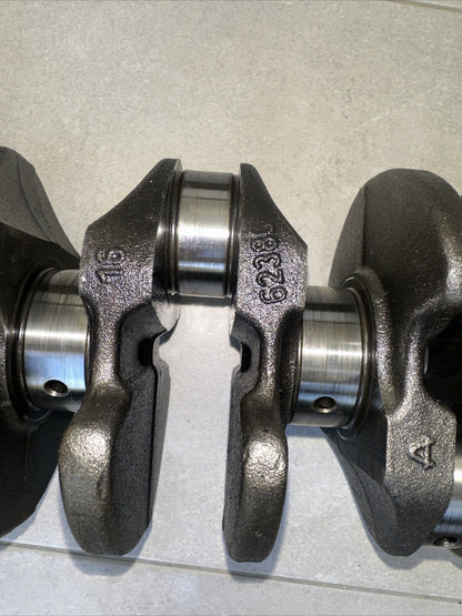 6238C ALBERO MOTORE FORD PEUGEOT CITROEN  1.4 HDI ANNO 2004 8HX 8HY