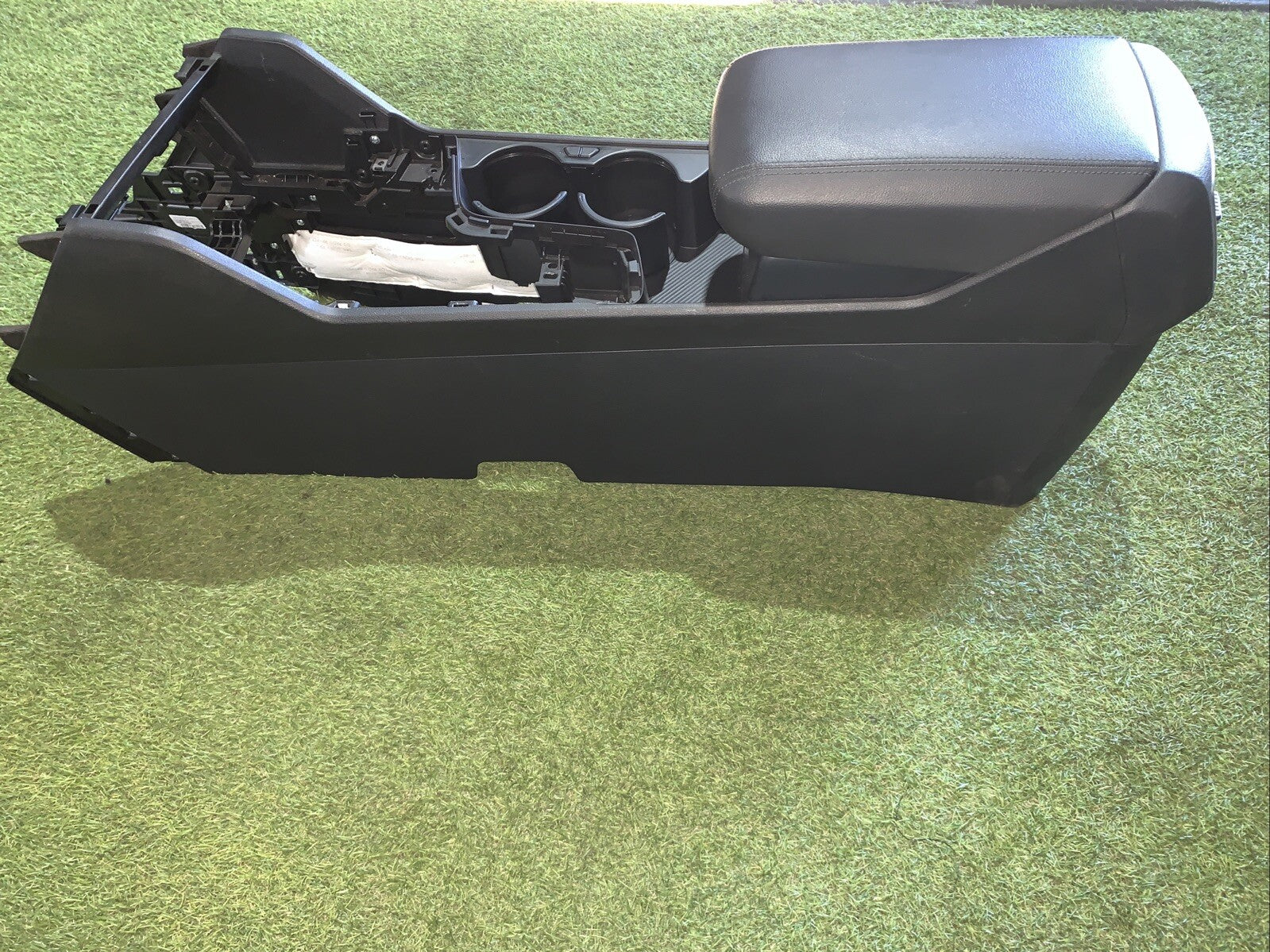 Bracciolo Tunnel Centrale Kia Sportage 2023