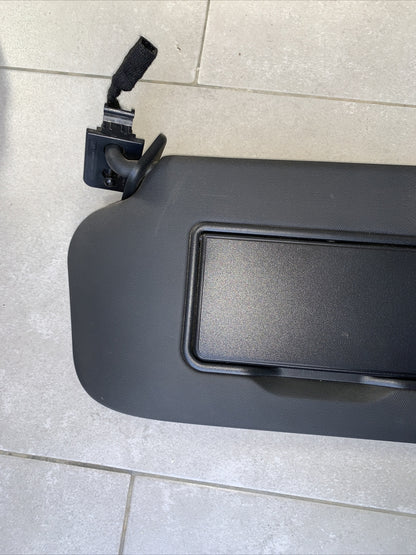 ALETTA PARASOLE SINISTRA SX LATO GUIDA FORD KUGA  2019-2021 LJ6BS04101