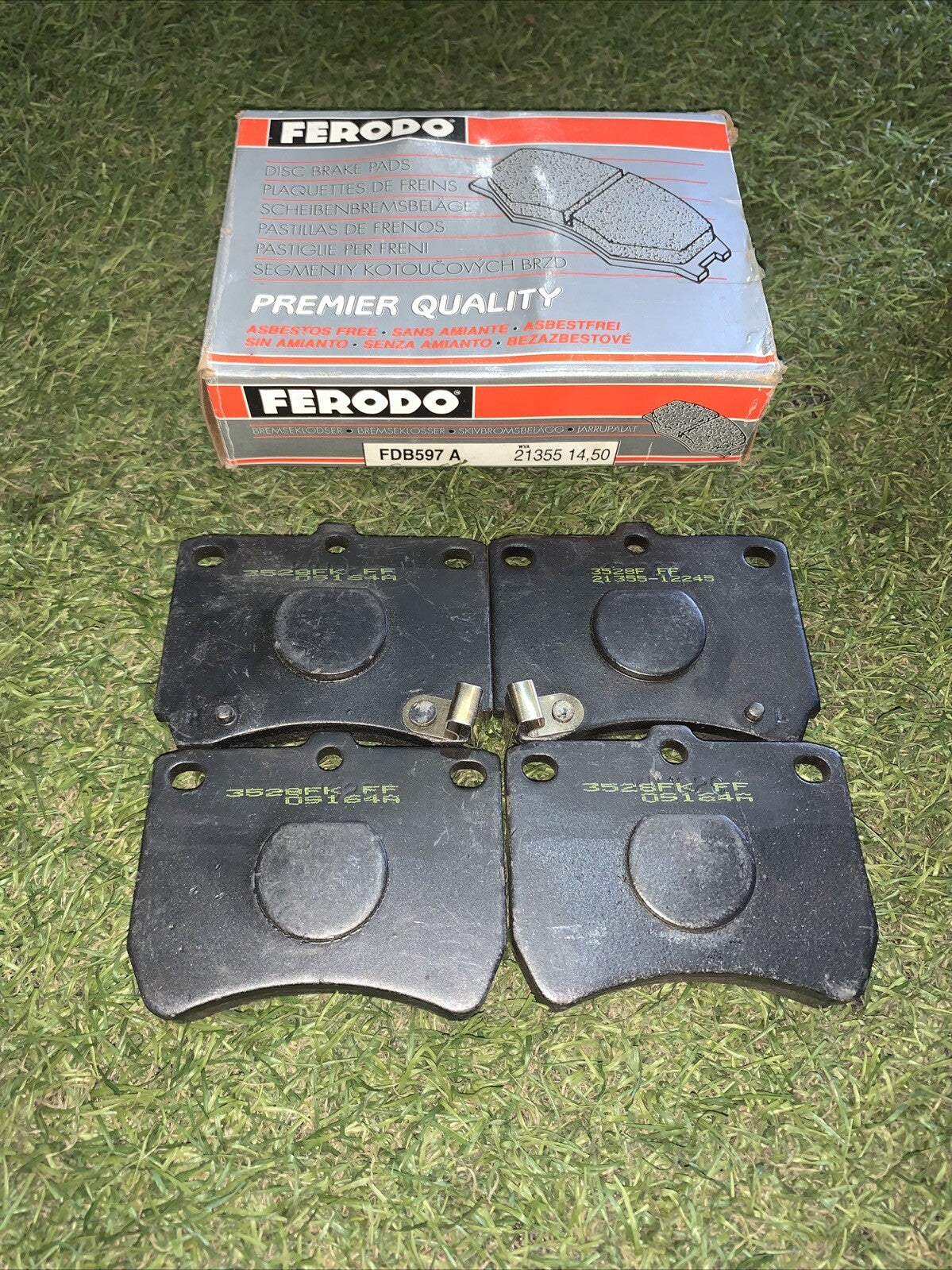 FDB597A Kit pastiglie freno Ferodo Anteriore per KIA PRIDE MAZDA 121