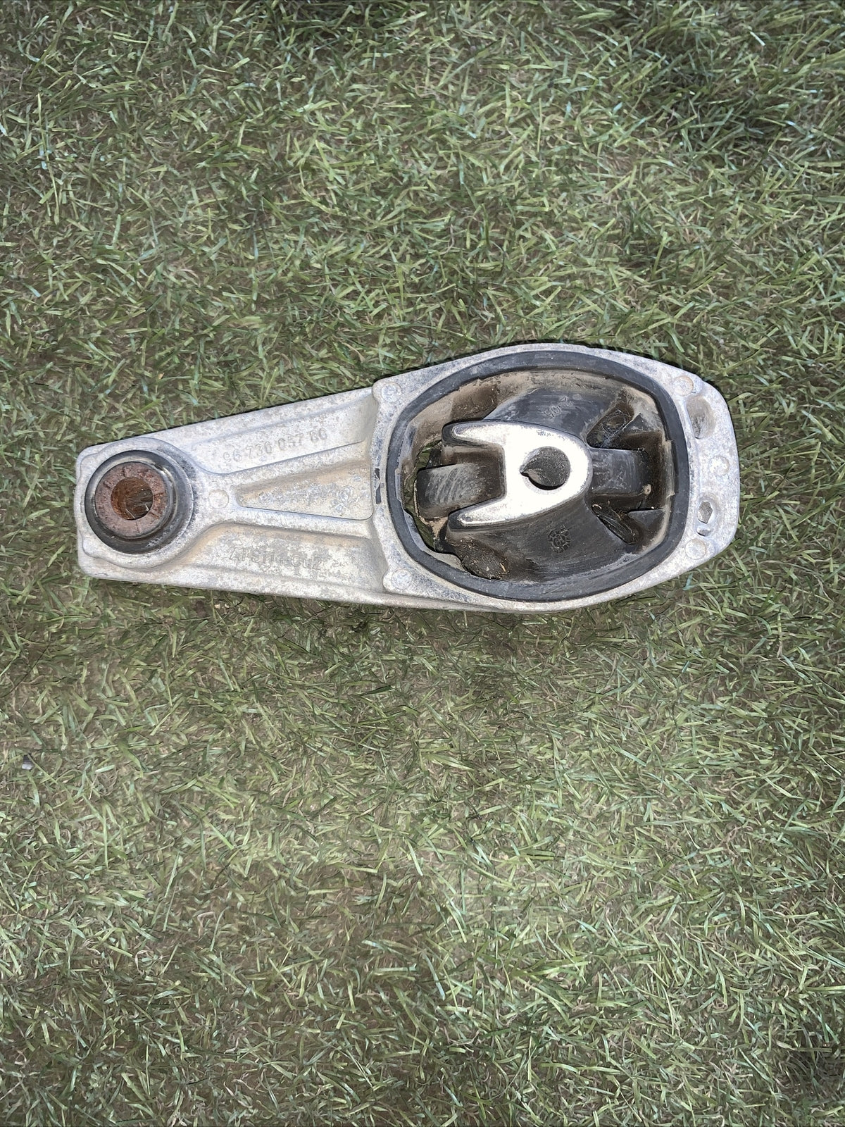 Supporto Cambio Motore Peugeot 208 1.6 9673005780