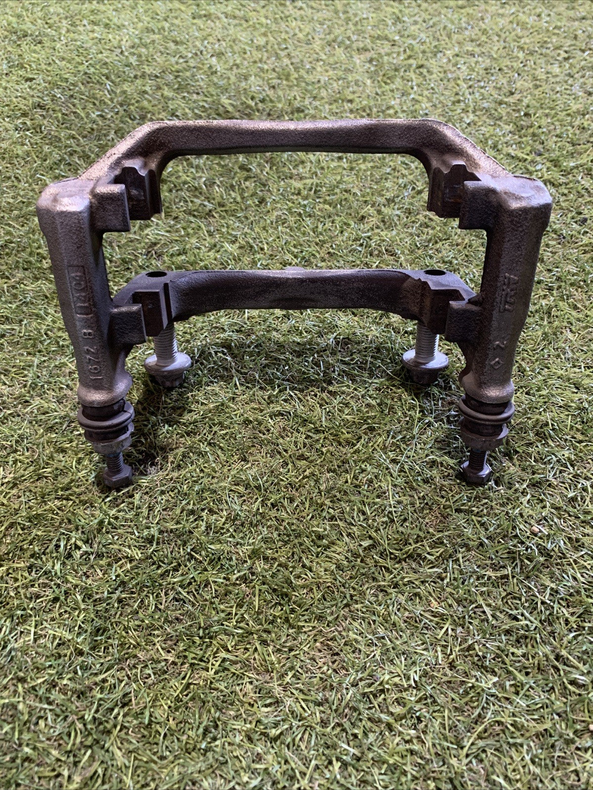 PORTA PINZA SUPPORTO PINZA FRENO ANTERIORE SX MERCEDES CLASSE A W176 A0004215906