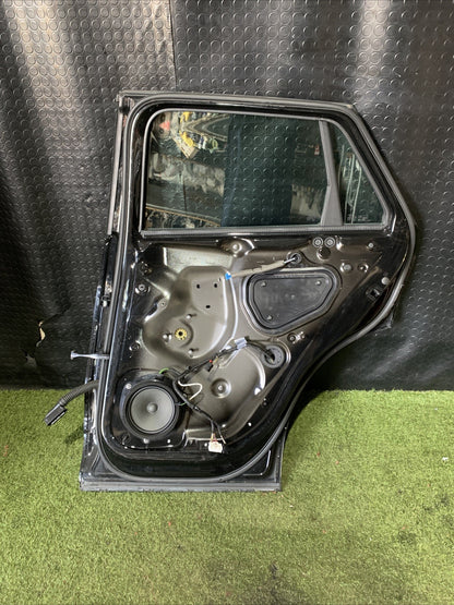 SPORTELLO PORTA PORTIERA POSTERIORE DESTRA DX AUDI Q2 2019