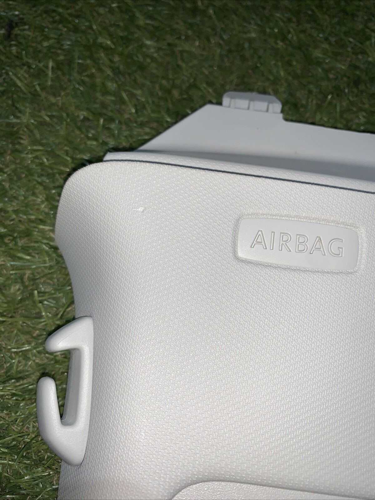 2GM867243 Modanatura Rivestimento Piantone Centrale Sinistra Volkswagen T-Cross