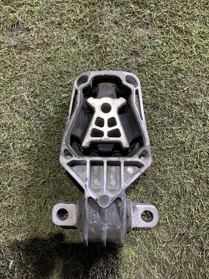 SUPPORTO MOTORE PER MERCEDES Classe A Serie (W176) A2462401209 Diesel 1800