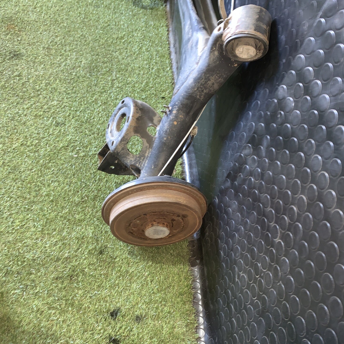 Ponte Assale Posteriore Volkswagen Polo 9N Con Freni A Tamburo