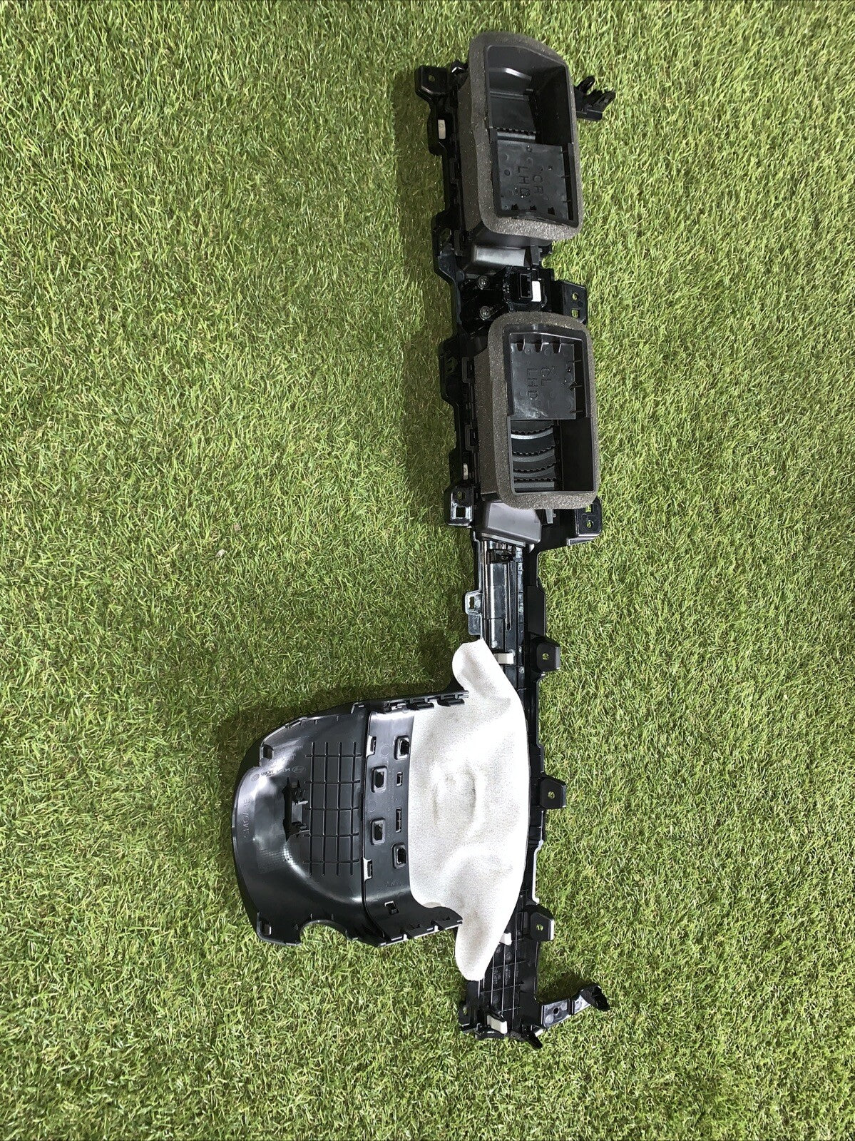 84792R2000 Griglia aeratore Cruscotto centrale per KIA SPORTAGE 2023