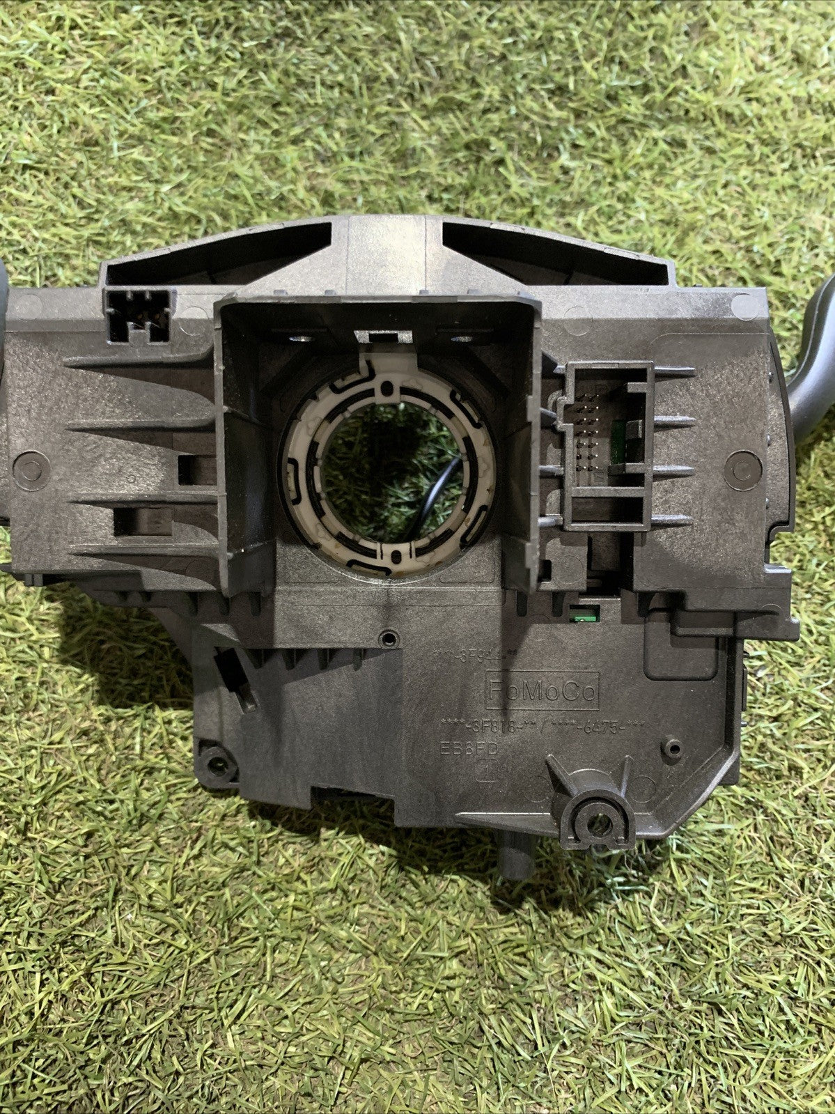 Devioluci + Contatto Spiralato Ford Kuga II Cod:GV6T-13N064-EB (2012-2019)