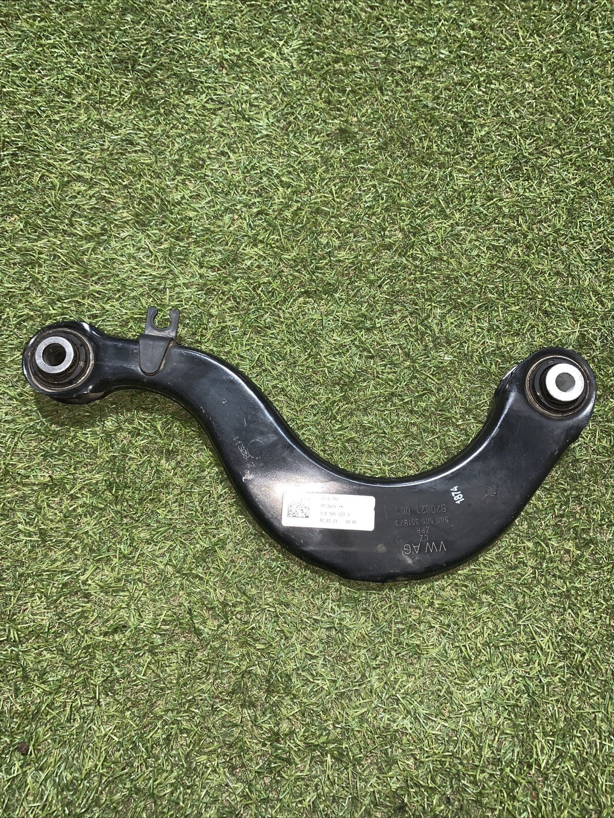 Braccio Oscillante Posteriore Destro Volkswagen Golf 8R 2.0 Benzina 5Q0505323D