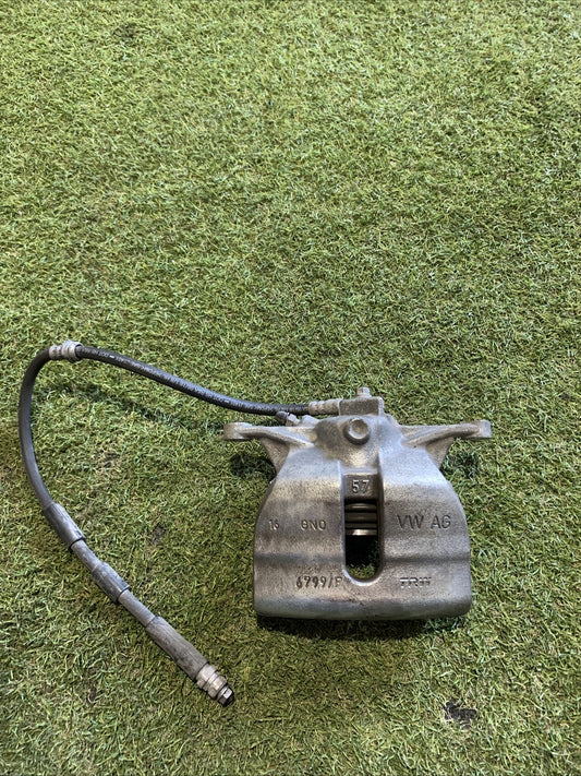 Pinza Freno Anteriore Destra Audi Q2 2018 1.6 Diesel 8V0615124D