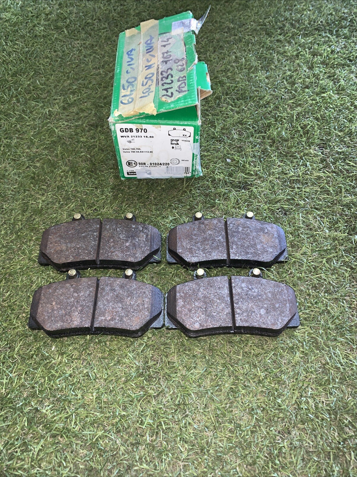 PASTIGLIE FRENO ANTERIORI VOLVO 740 760