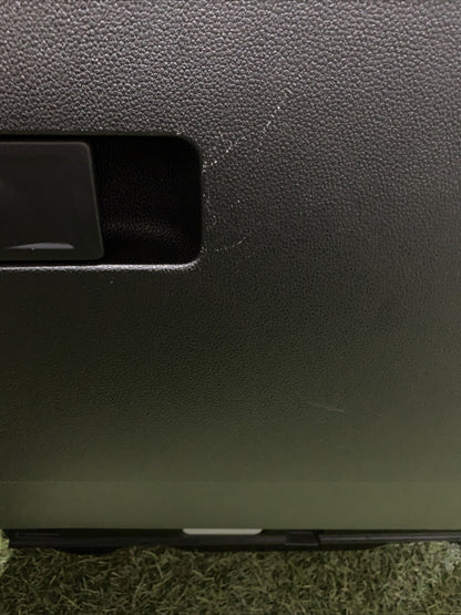 Cassetto portaoggetti Volkswagen Golf 8 Codice:  5H1857097