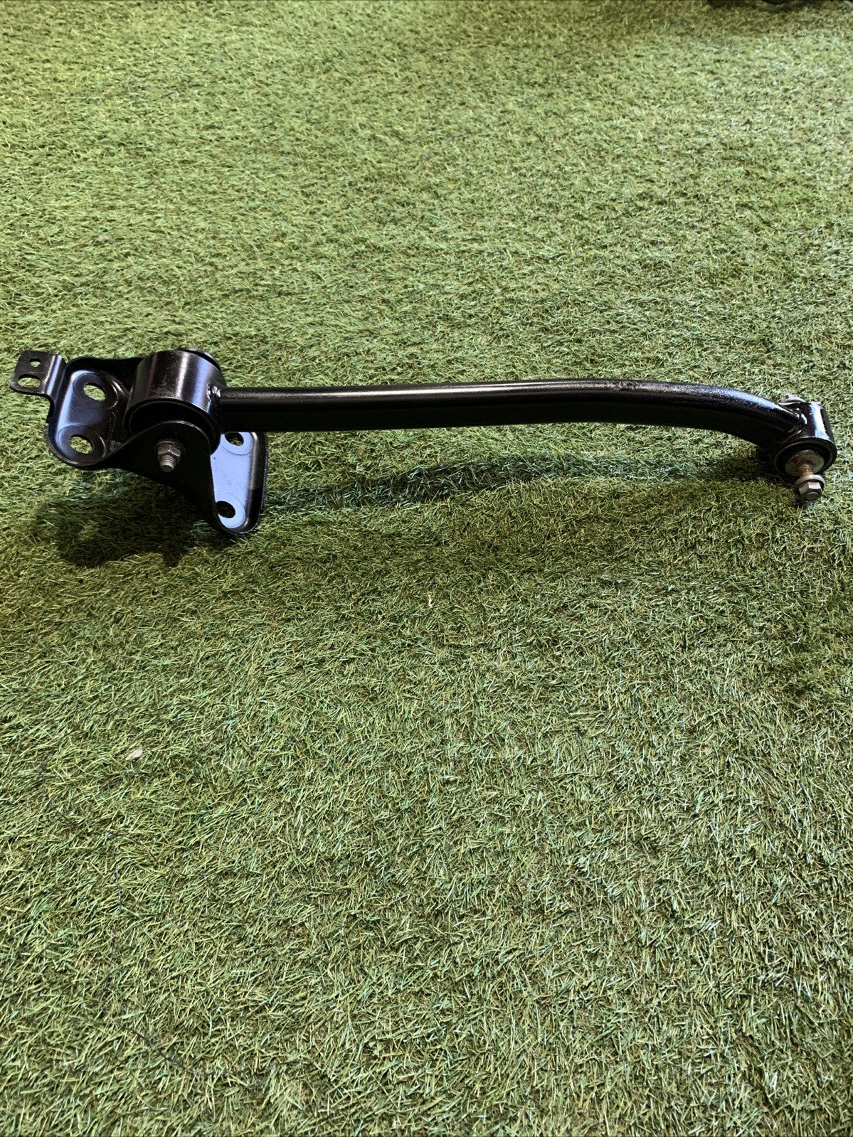 BRACCIO OSCILLANTE ASSALE POSTERIORE DESTRO FIAT 500X 2023 1.0 Benzina 51945496