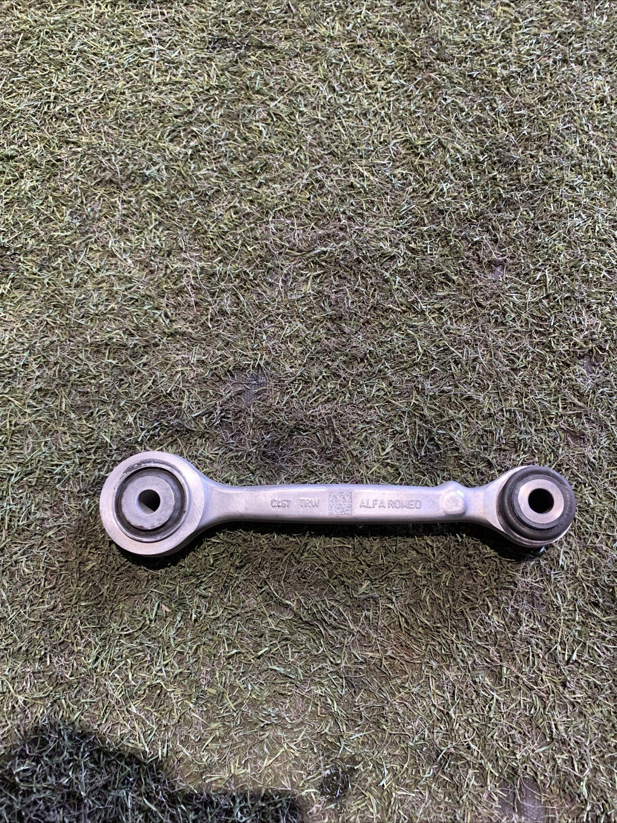 Braccio Oscillante Posteriore Sinistro Alfa Romeo Stelvio K2067-02