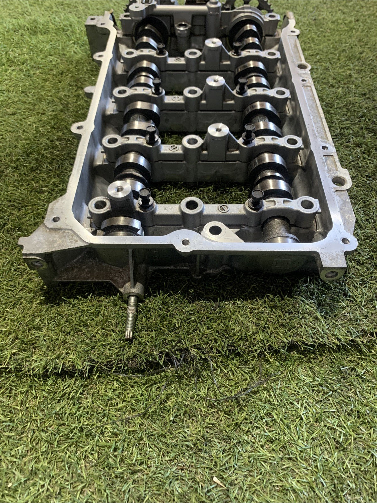 Alloggiamento Alberi A Camme Toyota C-HR 2016-2023 1.8 Hybrid  2ZR-FXE