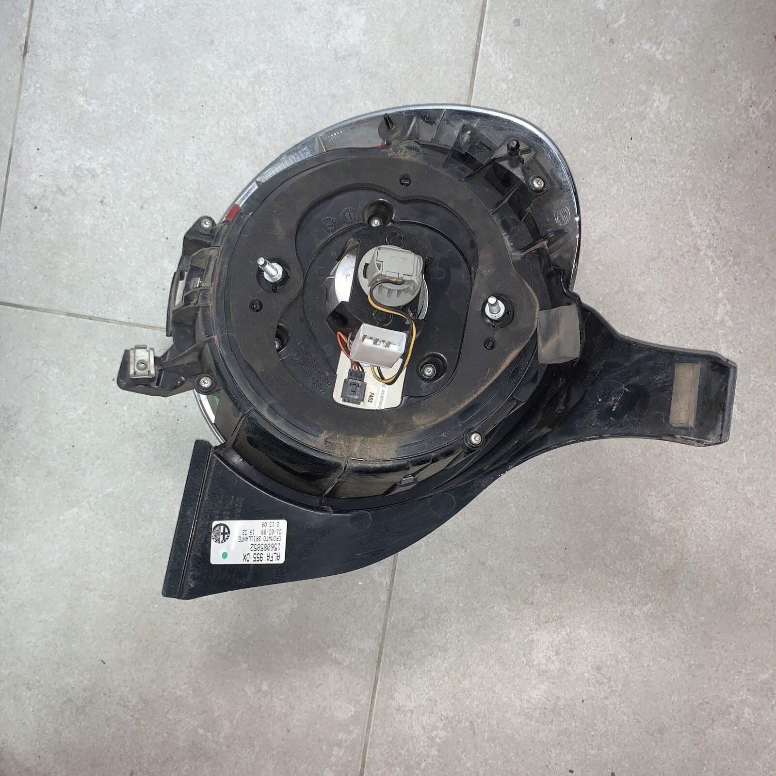 156085852 FANALE POSTERIORE DX ALFA ROMEO MITO Cromato Brillante