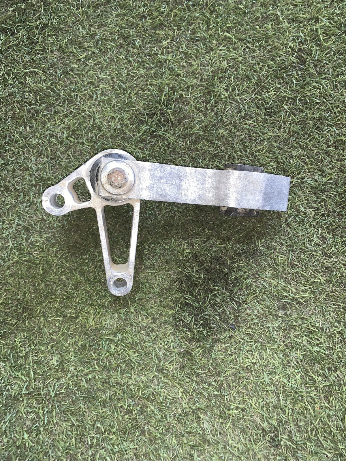 SUPPORTO MOTORE FIAT PUNTO- GRANDE PUNTO (199) 1.2/1.4 2005-, 55700441