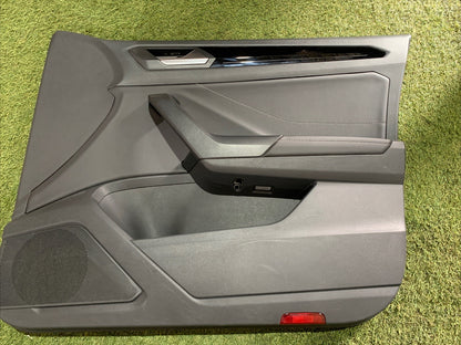 TAPPEZZERIA COMPLETA CON PANNELLI VOLKSWAGEN T-ROC 2024 R-LINE
