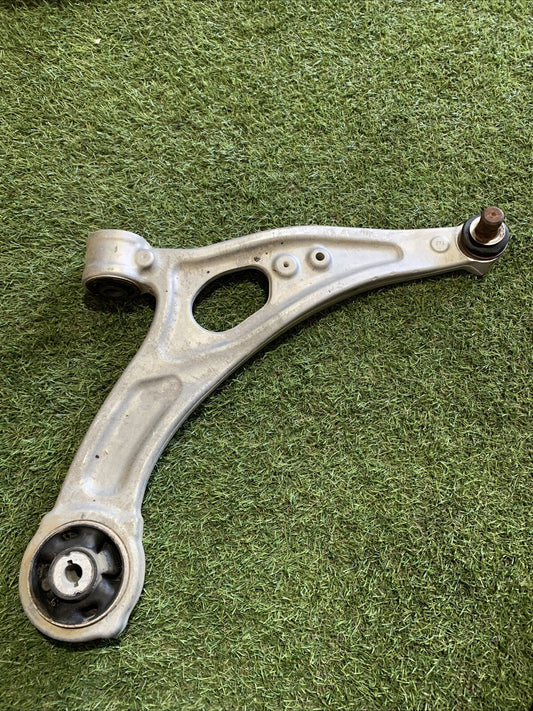 Braccio Oscillante Anteriore Destro Ford Kuga 2022 2.5 Hybrid LX61-3A423