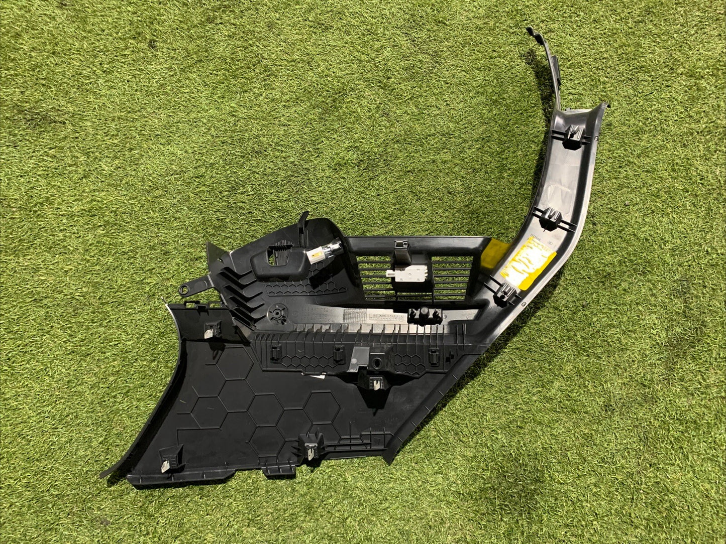 5H6867762 RIVESTIMENTO INTERNO SUPERIORE POSTERIORE BAGAGLIAIO DESTRO VW GOLF 8