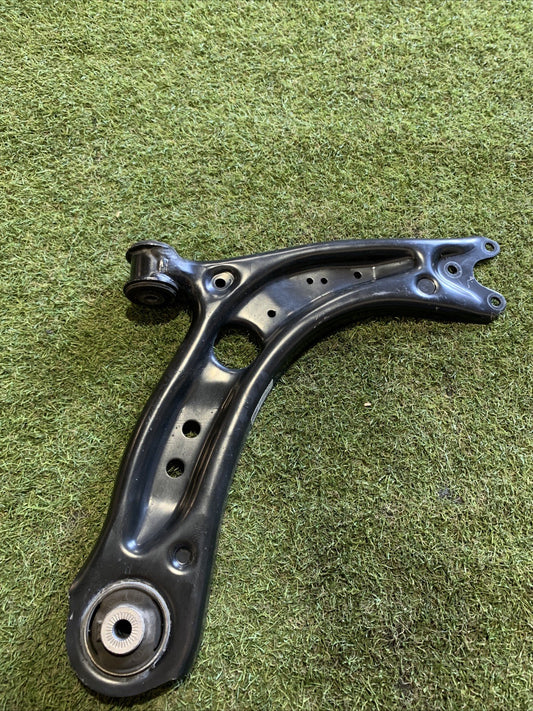 Braccio Oscillante Anteriore Destro Audi Q2 2018 81A407152C