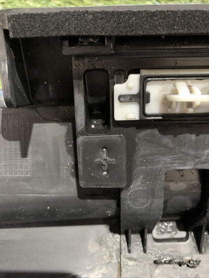 Fascia modanatura minigonna dx Alfa romeo stelvio 2022 ORIGINALE 156132359 (2)